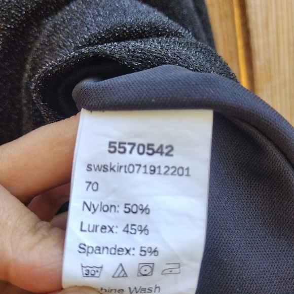 Shein - Glitter Skater Mini Skirt - Picture 7 of 8